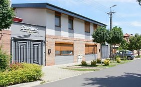 Sziriusz Apartmanhaz